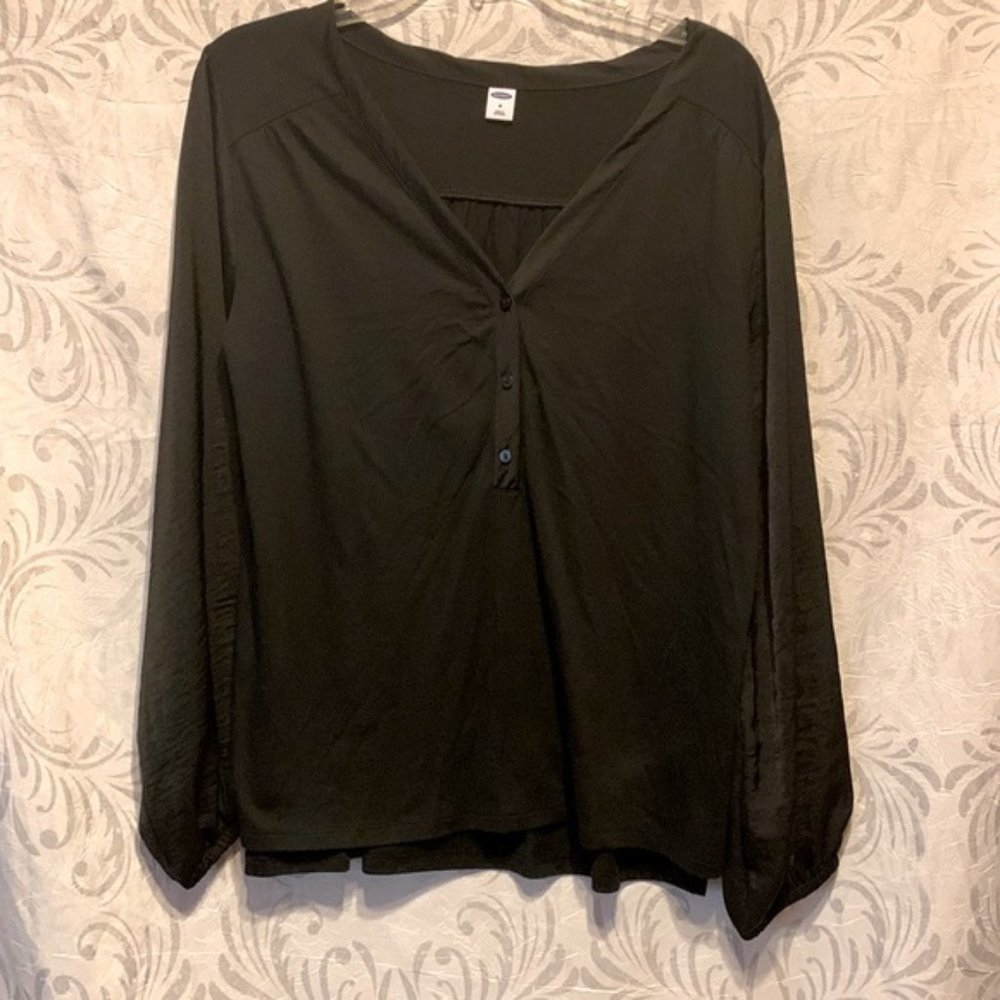 🌸 NWOT Old Navy Blouse